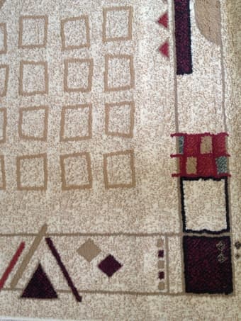 Beautiful low pile rug -4ft by 6ft - $75 2