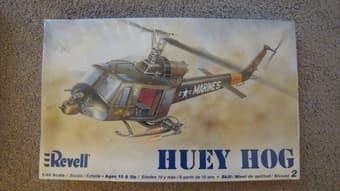 $5_Plastic airplane model 1