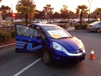 FEMALE DRIVERS - Drive EV concept car and get 50 USD gift card/Amazon 2