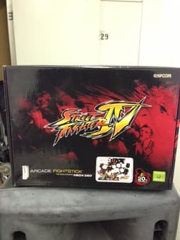 Xbox 360 Street Fighter IV Arcade Stick 1