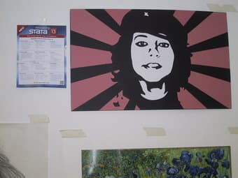 Che Boxxy wall posterboard - $10 1