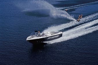 Waterskiing / Wakeboarding 1