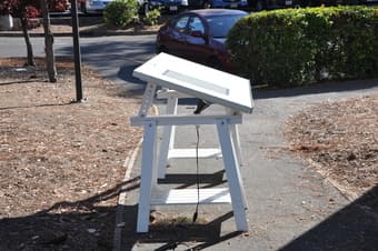 Very nice art tablet with window 2