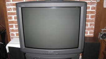 Free 32" Sony TV 1