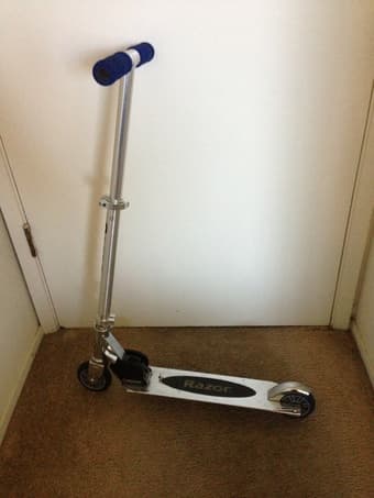 Almost New Razor A Kick Scooter $25.0 1