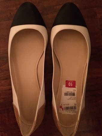 Calvin Klein Women's Caela Wave Flat Shoes 1