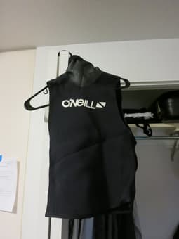 >>>Selling 7mm neoprene O'Neill Semi-dry suit 3