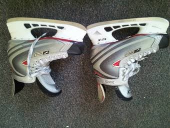 Hockey gear In Excellent/NEW condition! $400, OBO or xbox one trade! 2