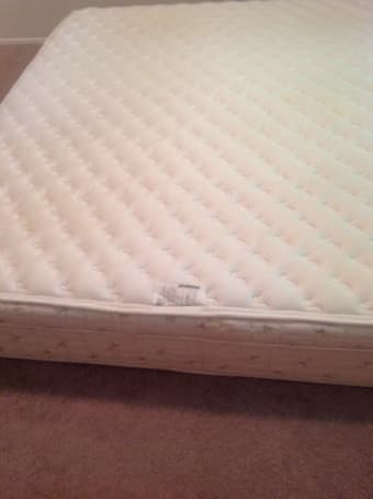 King size mattress-Serta- Free 1