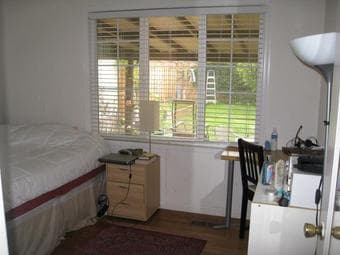 Share house in Stanford Vicinity-email dhillon40@gmail.com 2