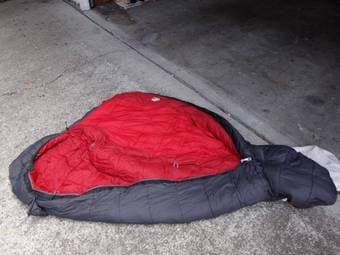 REI sleeping bag +10 for 40$ 1