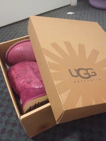 UGG short boots - size 6, w/ prints, pink - sale for 100 3