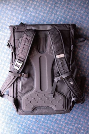 Timbuk2 Especial Tres - $125 - like new condition 2