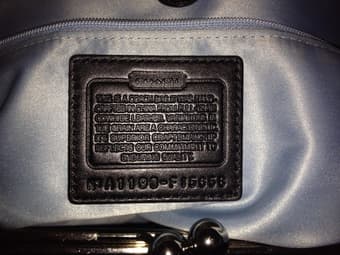 Coach Handbag - beautiful patent leather, great condition 3