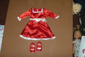 American Girl doll and accessories 4