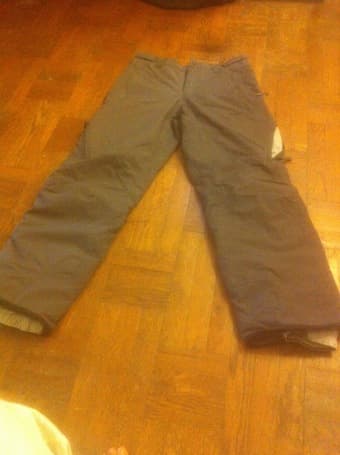 Brand new Helix Snowboard pants (women's size M), $30 obo 1