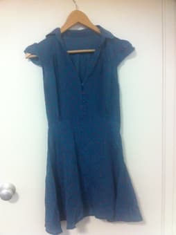 Many almost new dresses size XS 4