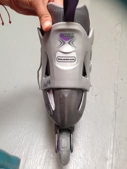 Practically New Women's Rollerblades (size 8) + wrist guards - $60 OBO 1