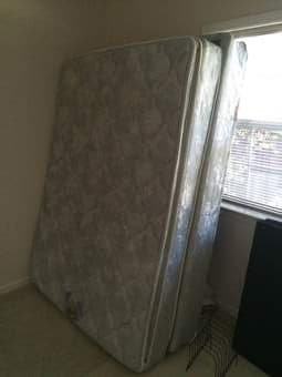 Free Stuff in Mountain View 1, Pick up before 10/30 2