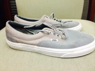 Gently Used Men's clothing,boys' skate shoes, hats, and a belt :) 3