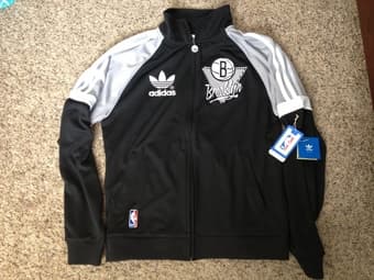 Brooklyn Nets Deron Williams Fan Pack (Jersey + Jacket + Hat) - $75 1
