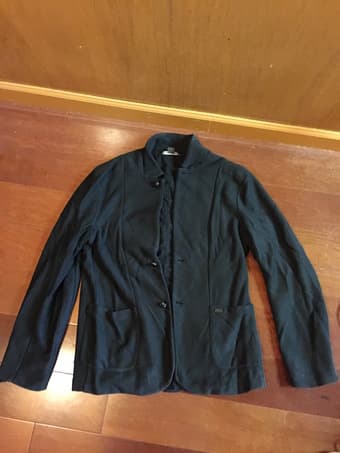 Selling expensive jackets for cheap price 3