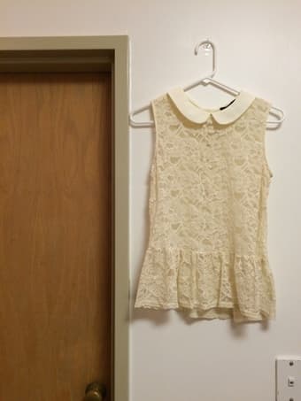 WOMEN'S CLOTHING - dresses, shirts, shoes, purses, etc. - most <$10 3