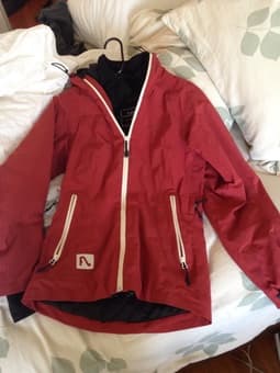 Women's FlyLow ski jacket, xs to s, $100 1