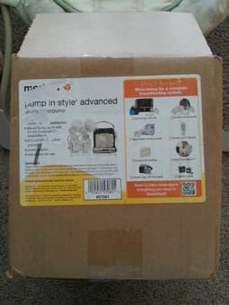 Medela Pump In Style Advanced Breastpump Starter Set (open box) 2