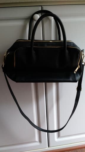 Black H&M faux leather bag $15 1