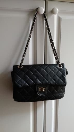 Black quilted faux leather shoulder bag $15 obo 3