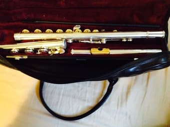 EXCELLENT condition Yamaha 481 II 925 flute w/ original leather case - 2