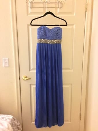 Formal Evening Dresses / Gowns - $30 1