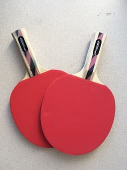 2 Table tennis rackets - 8 dollars 1