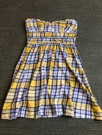 cute spring dresses, size S 2