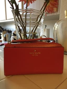 (NEW) Kate Spade Red GRAND STREET LAYTON Zip Around Leather Wristlet 1
