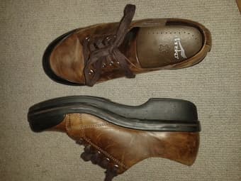 dansko women's leather shoe, size 40 2