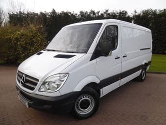 Stanford Alum looking for (only) Parking for Mercedes RV 1