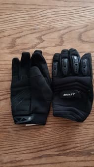 Selling Motorcycle Clothing and accessories 4