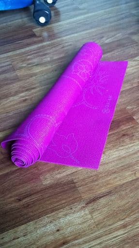 Yoga mattress for sale----$6 1