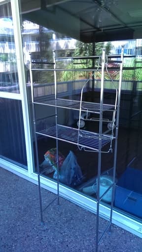 bathroom shelves for free 1