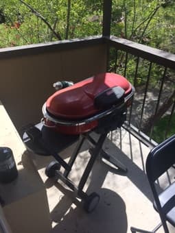 FREE TAILGATE GRILL + propane tank 1