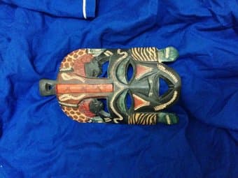 Hand carved tribal Kenyan mask $10 1