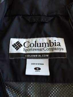 Columbia Men's Rain Jacket, Small, Black - $5 2