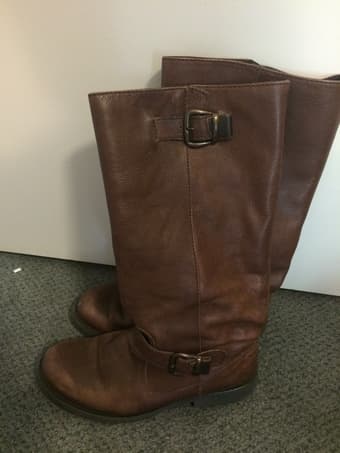 Women's shoes and clothing 1