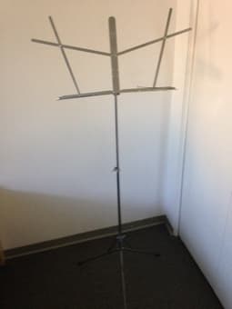Portable music stand $10 1