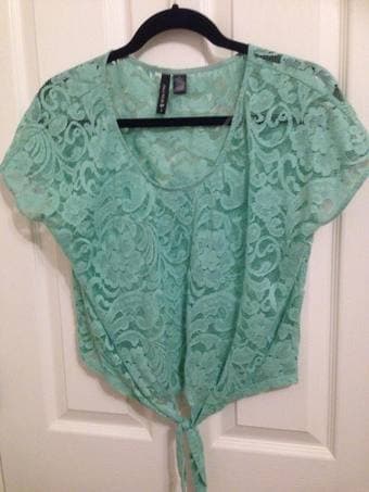 Women's clothing for sale!! Dresses, tops, sweaters, hoodies, etc... 3