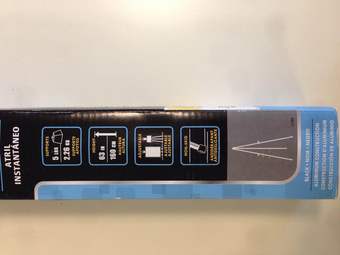 Quartet Instant Easel , perfect for displaying paintings/posters..,$10 2