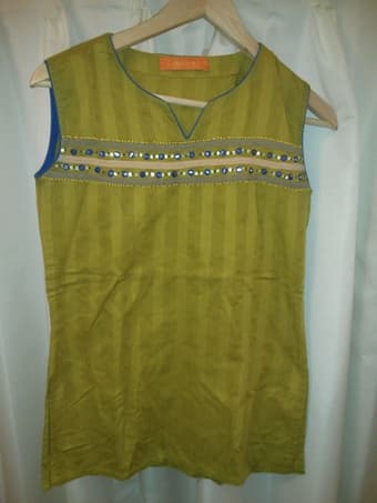 Women clothing for sale - beautiful tops! 1