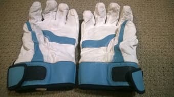 men snow gloves 10$ ski/snowboard 1